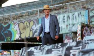 Private detective Ed Du Bois III (Ed Harris) on the case in Pain & Gain