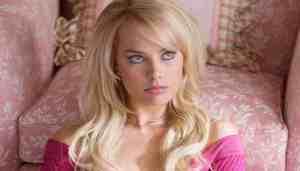 Naomi (Margot Robbie), Jordan's trophy wife in The Wolf Of Wall Street