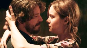 Garce (Brie Larson) and Mason (John Gallagher Jr) in Short Term 12